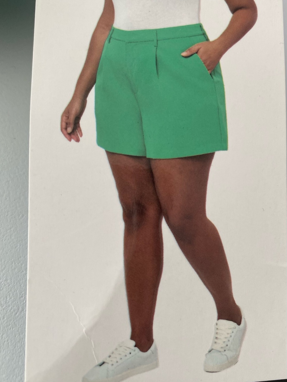 Edited by Remi Bader Women's Trouser Short Plus Size 22W Green
NWT